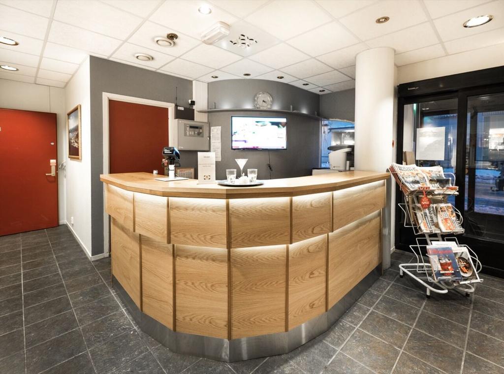 Senja Hotell Finnsnes Kültér fotó